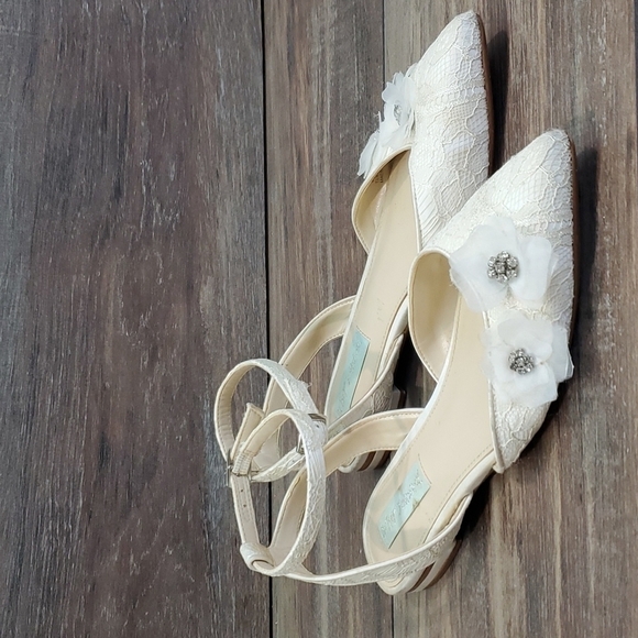 Betsey Johnson Willa Flats Pointed Toe Loafer shoes sz 6 - Picture 2 of 9